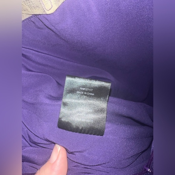 Badgley Mischka NWT Size 6 Deep-Purple Off-The-Shoulder Lace Gown - Picture 10 of 15